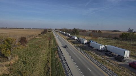 I-74 shut down between St. Joseph, Fithian due to grass fire